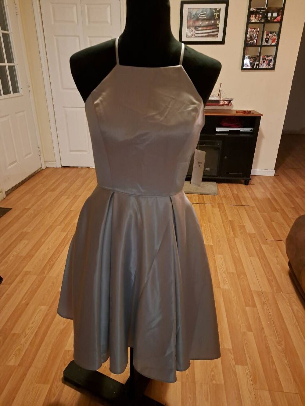 New Poly USA Neblon Silver Spaghetti Strap Fit Flare Formal Dress Size Medium